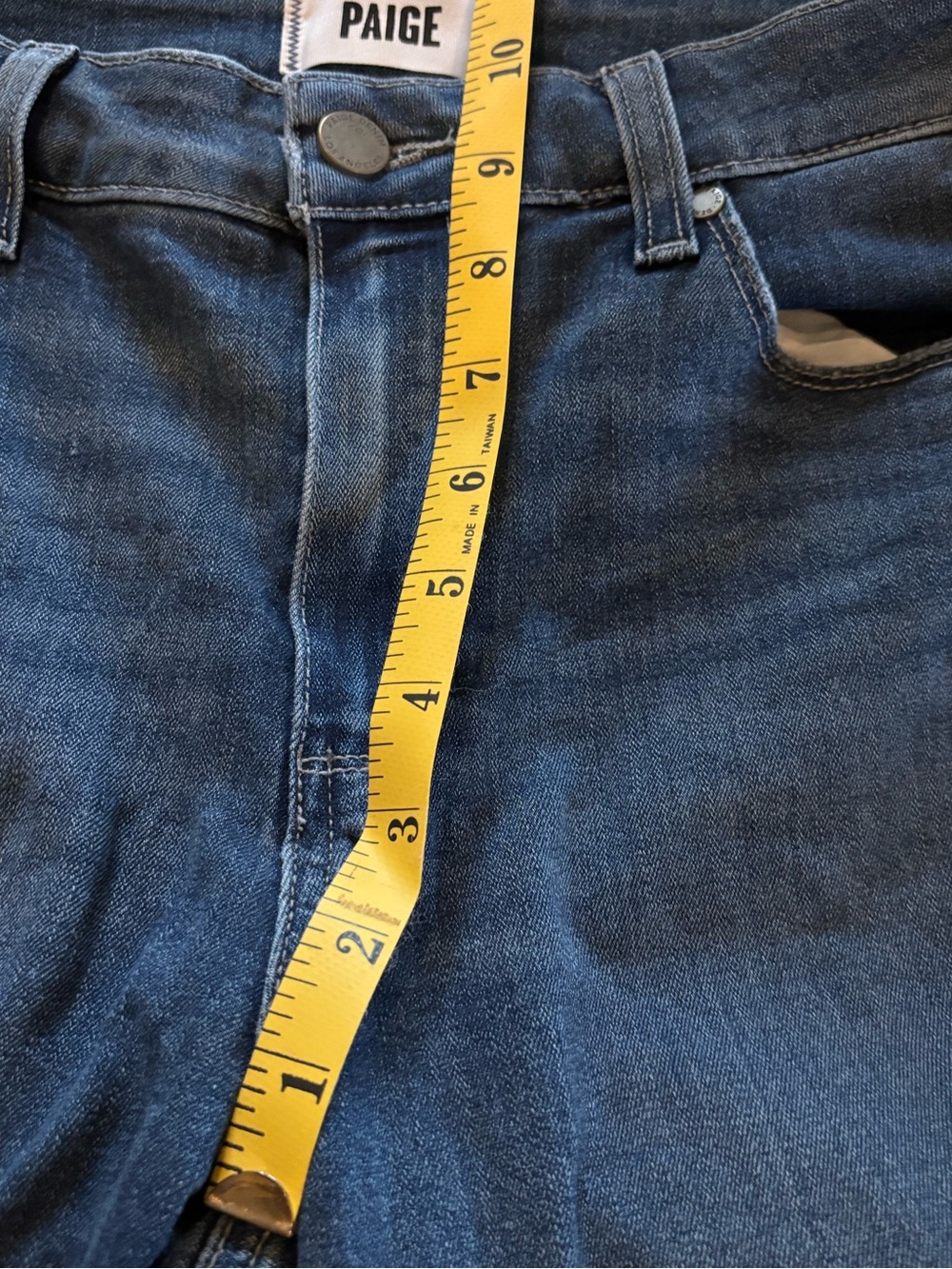 PAIGE Rory crop flare raw hem Sz 28 - Picture 8 of 9
